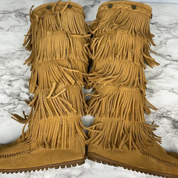Minnetonka Womens 5 Layer Fringe Boot 1657T Size 6 - Picture 9 of 14